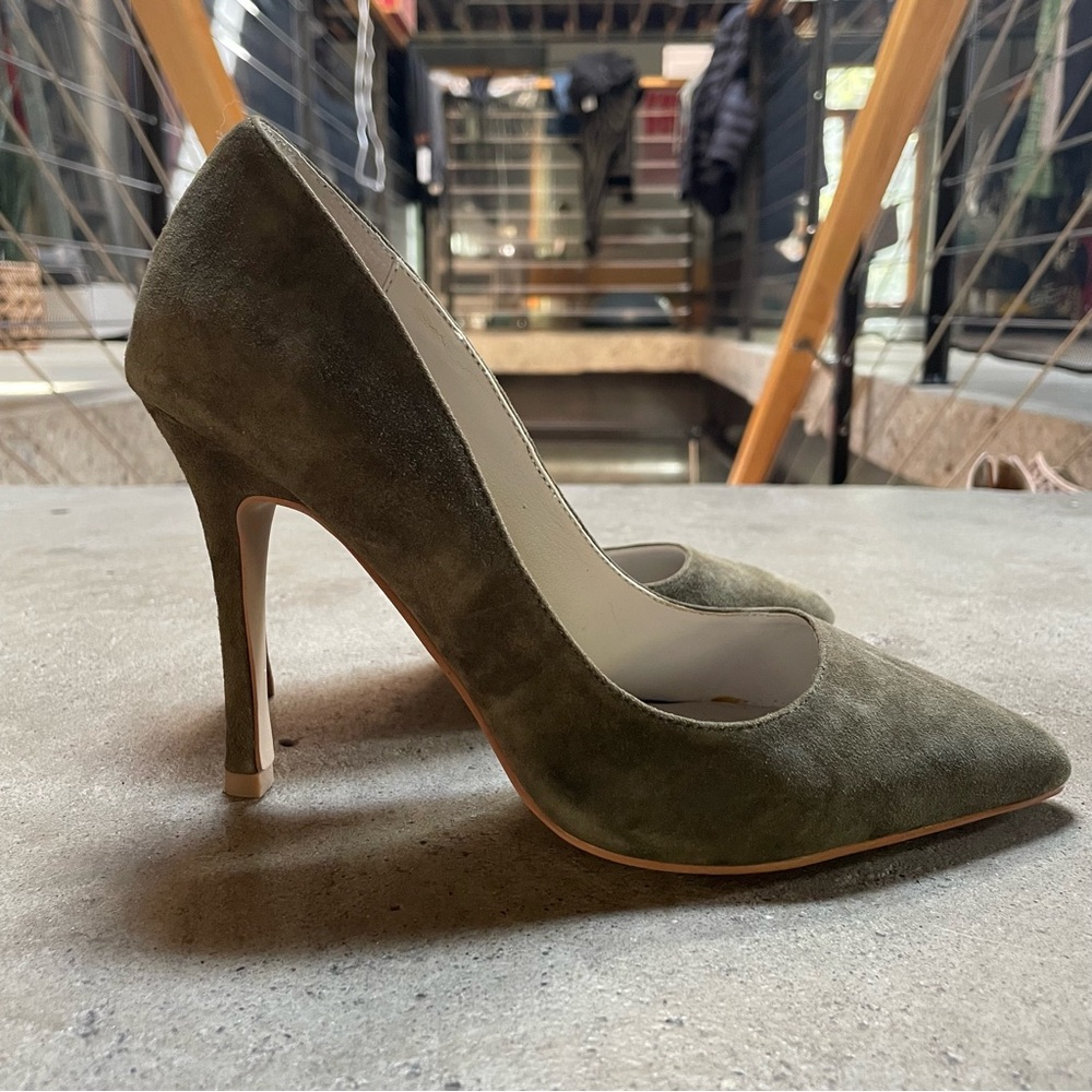 Shoemint suede heel Sz. 6.5 - Olive